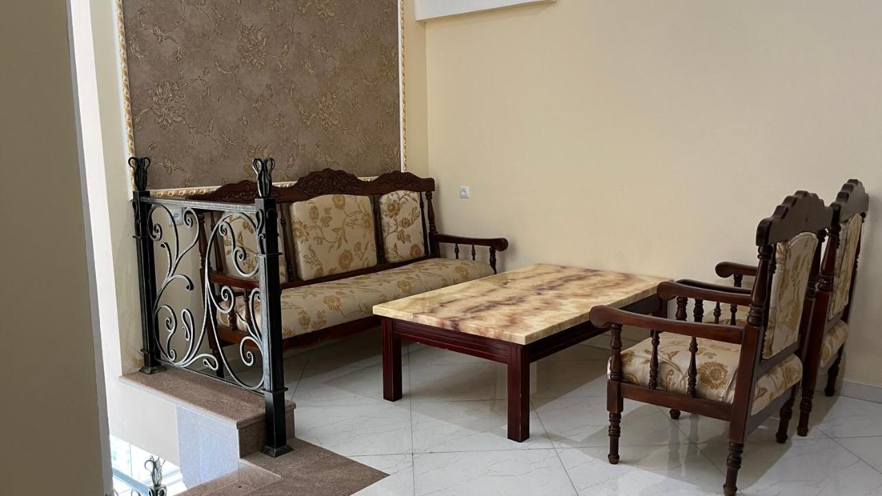 Kirch Hotel & Restaurant Горис Экстерьер фото