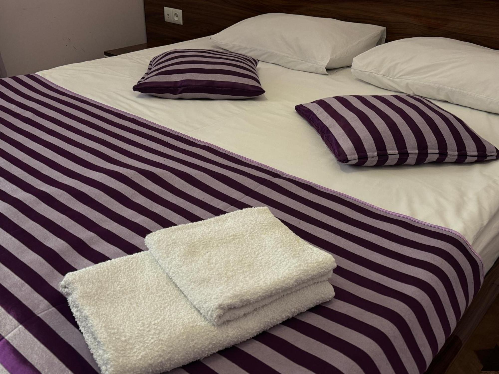 Kirch Hotel & Restaurant Горис Экстерьер фото
