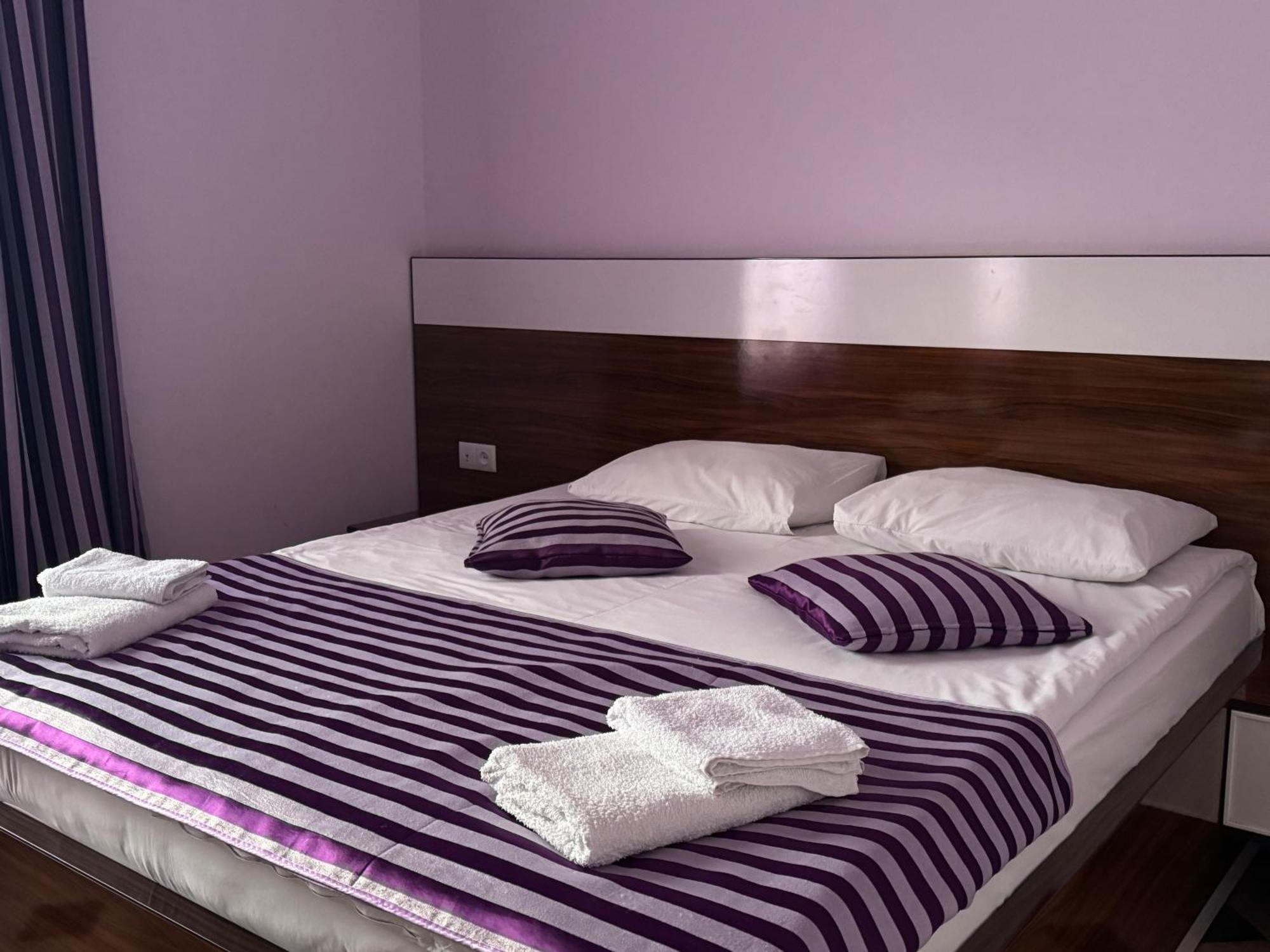 Kirch Hotel & Restaurant Горис Экстерьер фото