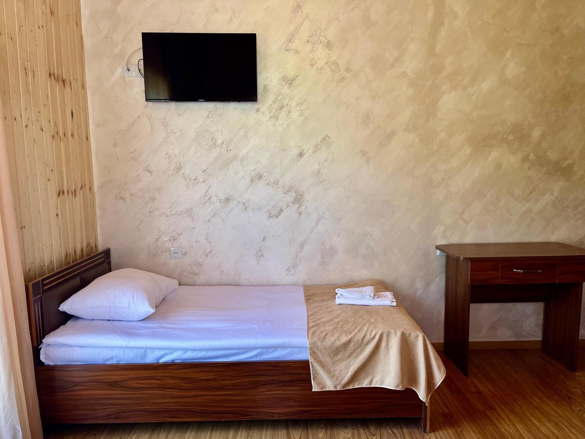 Kirch Hotel & Restaurant Горис Экстерьер фото
